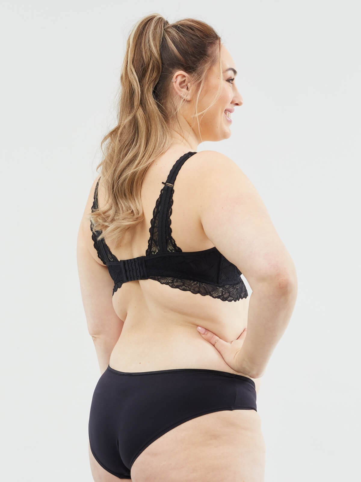 Chantilly Maternity & Nursing Bralette