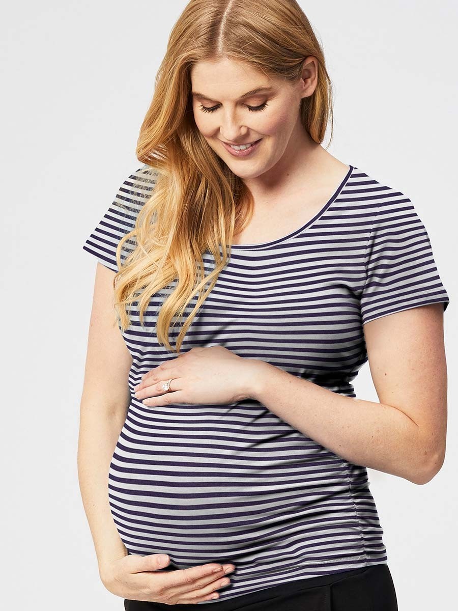 Basic Body Hugging Maternity Tee | Cake Maternity